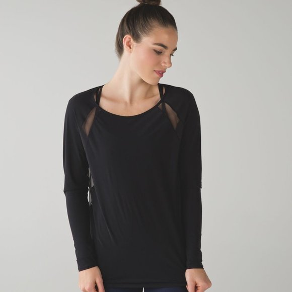 ***Lululemon If You're Lucky Long Sleeve Tee II*** - Picture 4 of 7
